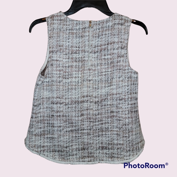 W5 Top Small - Picture 7 of 8